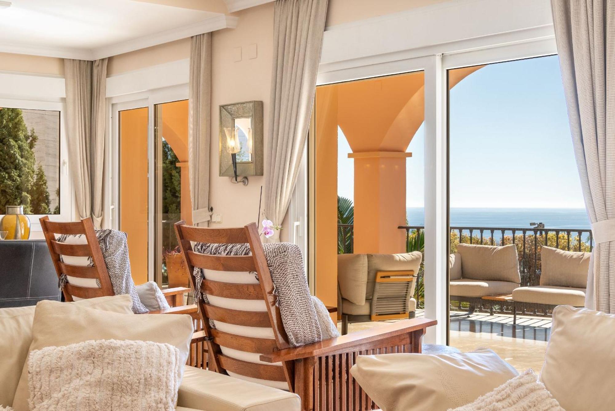 Beachside Villa With Panoramic Sea Views ベナルマデナ エクステリア 写真