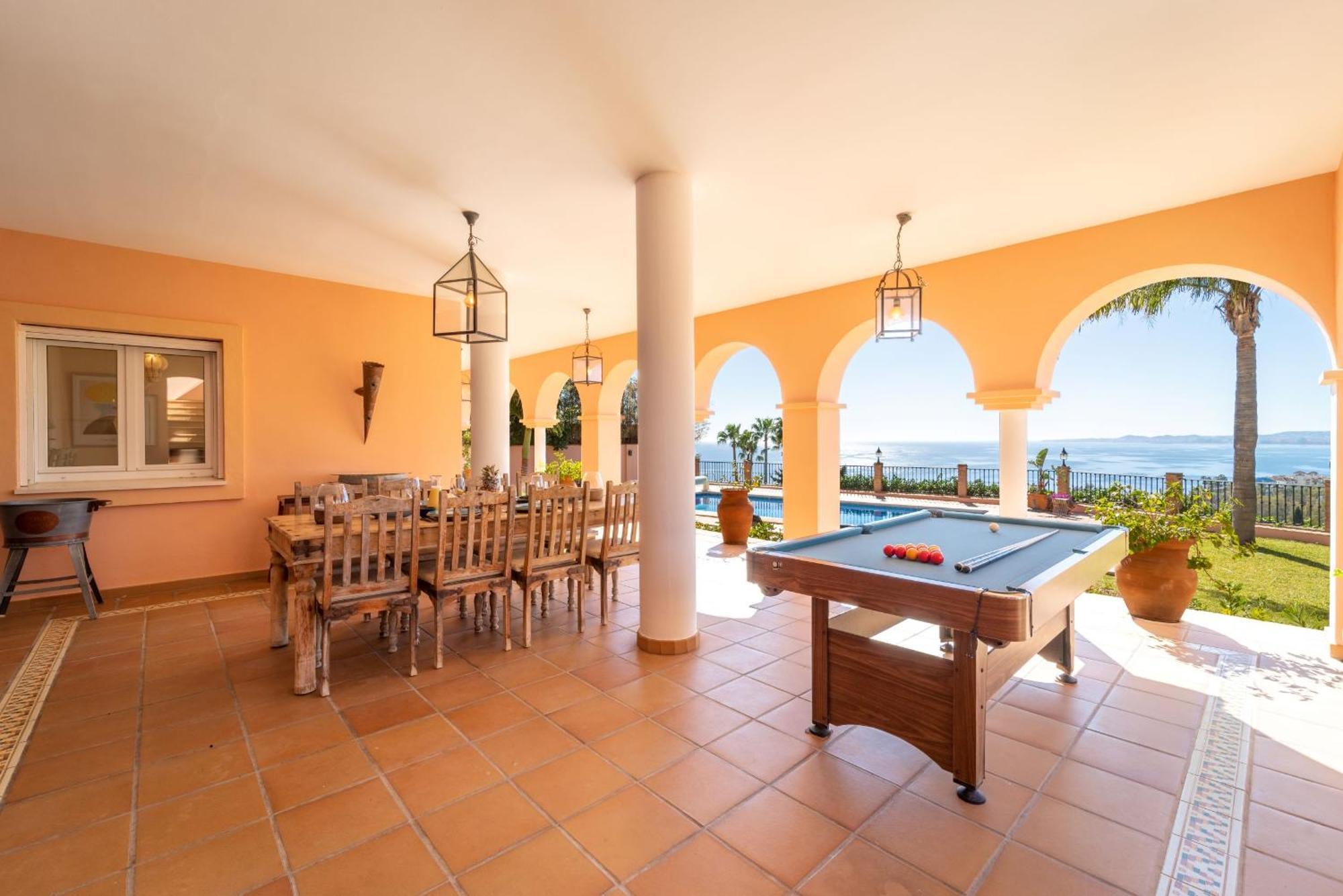 Beachside Villa With Panoramic Sea Views ベナルマデナ エクステリア 写真