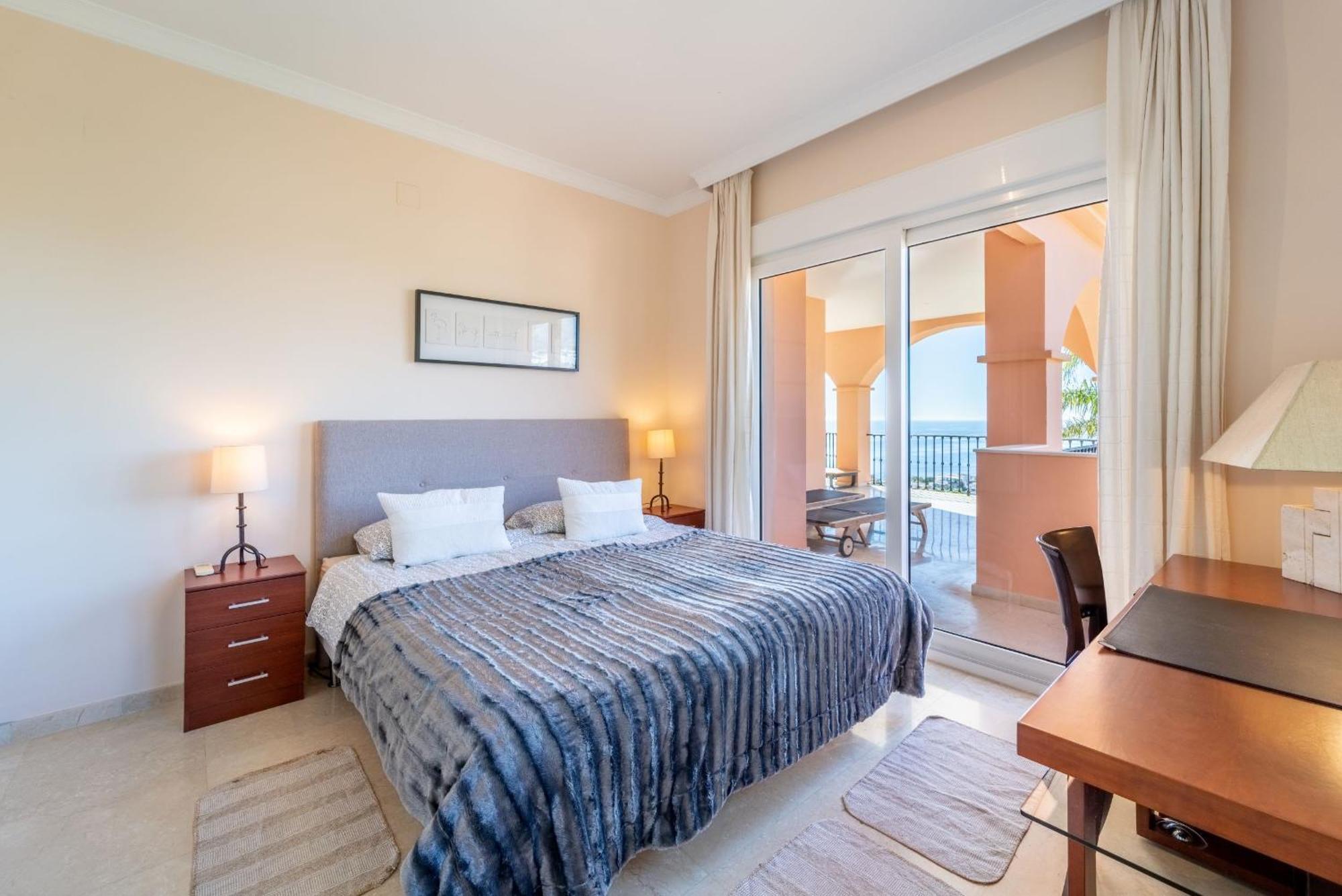 Beachside Villa With Panoramic Sea Views ベナルマデナ エクステリア 写真
