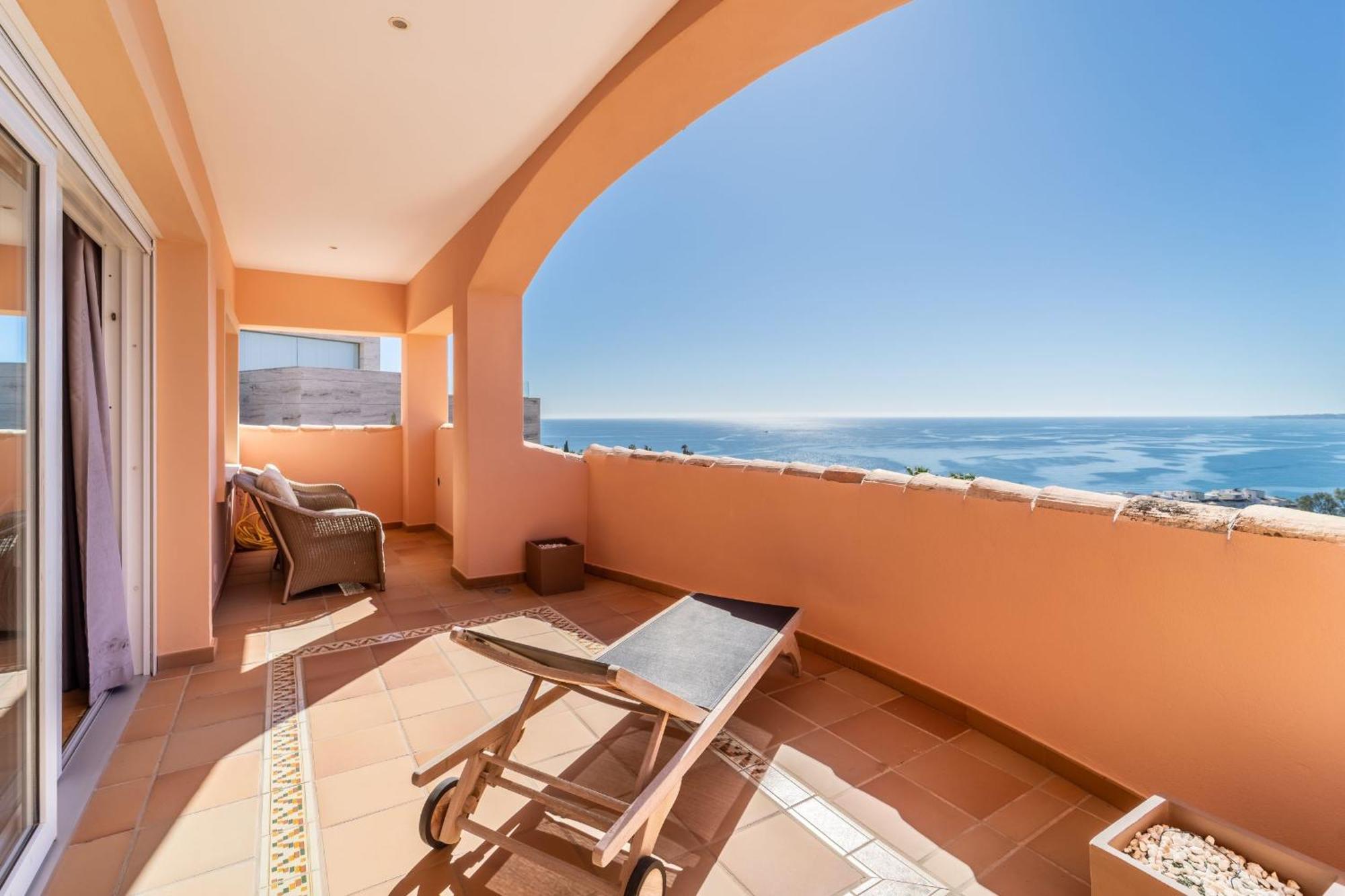Beachside Villa With Panoramic Sea Views ベナルマデナ エクステリア 写真